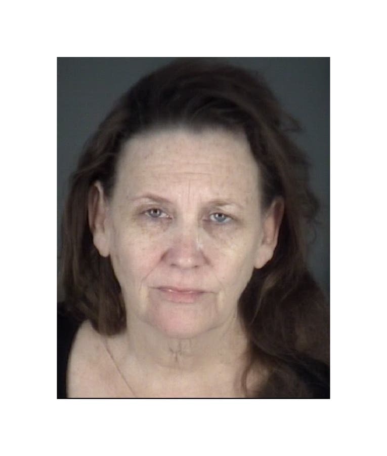 Leslie Gail Williams 