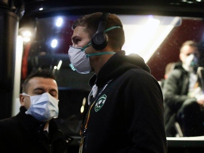 The World Health Organization advises that the masks should be worn by those showing symptoms of coughing and difficulty breathing.