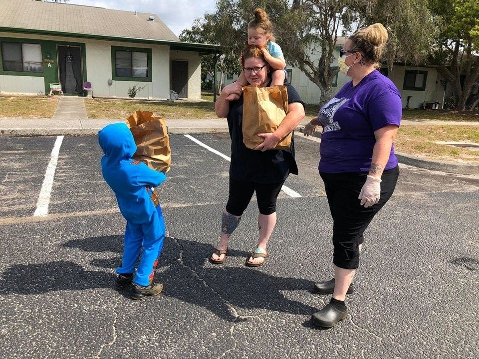 News small post card thumbnail