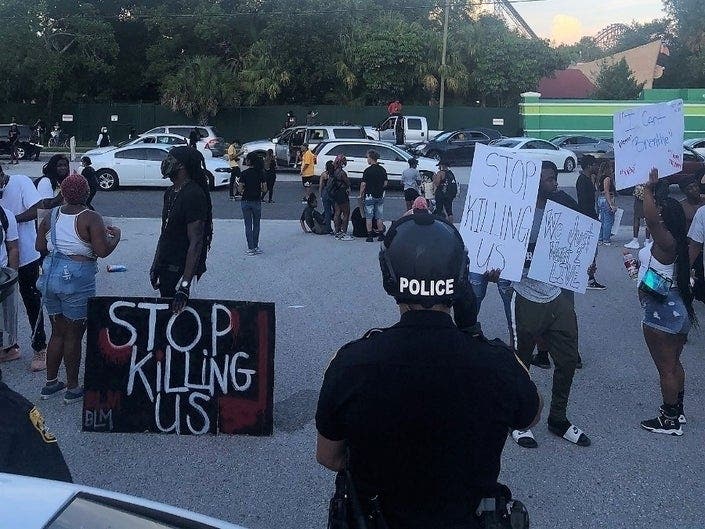 Hillsborough State Attorney Andrew Warren announced Friday that charges have been filed against dozens of additional people for ransacking stores, causing destruction and fighting with officers who tried to arrest them during civil unrest in Tampa.