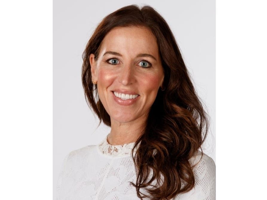 Tampa Bay Buccaneers co-owner Darcie Glazer Kassewitz will be the grand marshal of the 2022 Seminole Hard Rock Gasparilla Pirate Fest. 