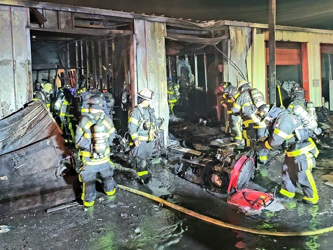 Fire Breaks Out At Tampa Storage Facility, 1 Person Injured | Tampa, FL ...