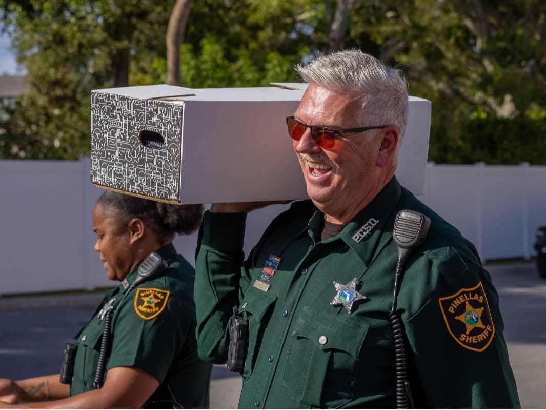 Thanksgiving Feasts Distributed To Needy Families In Pinellas County ...