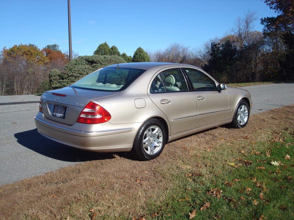 2004 Mercedes E320 4Matic EXCELLENT CONDITION Westford, MA Patch