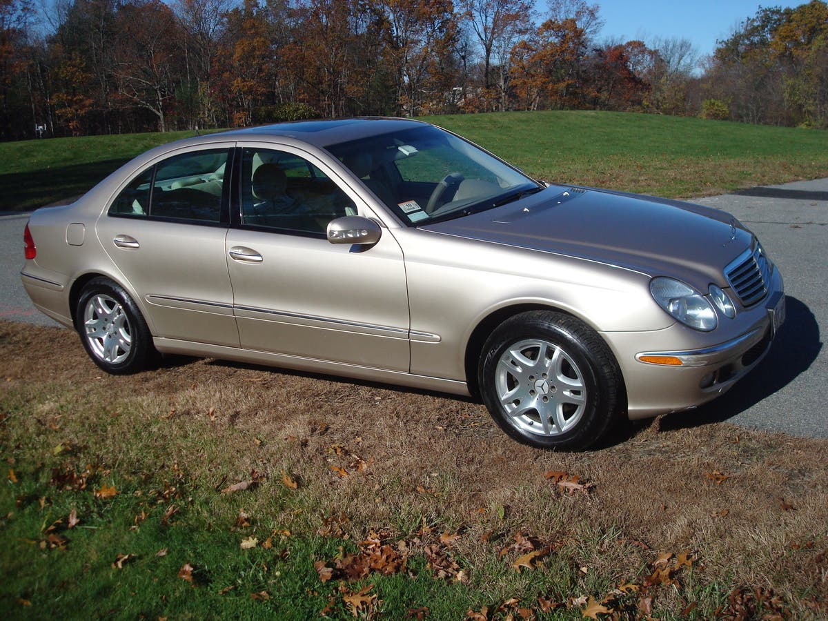 2004 Mercedes E320 4Matic EXCELLENT CONDITION Westford, MA Patch