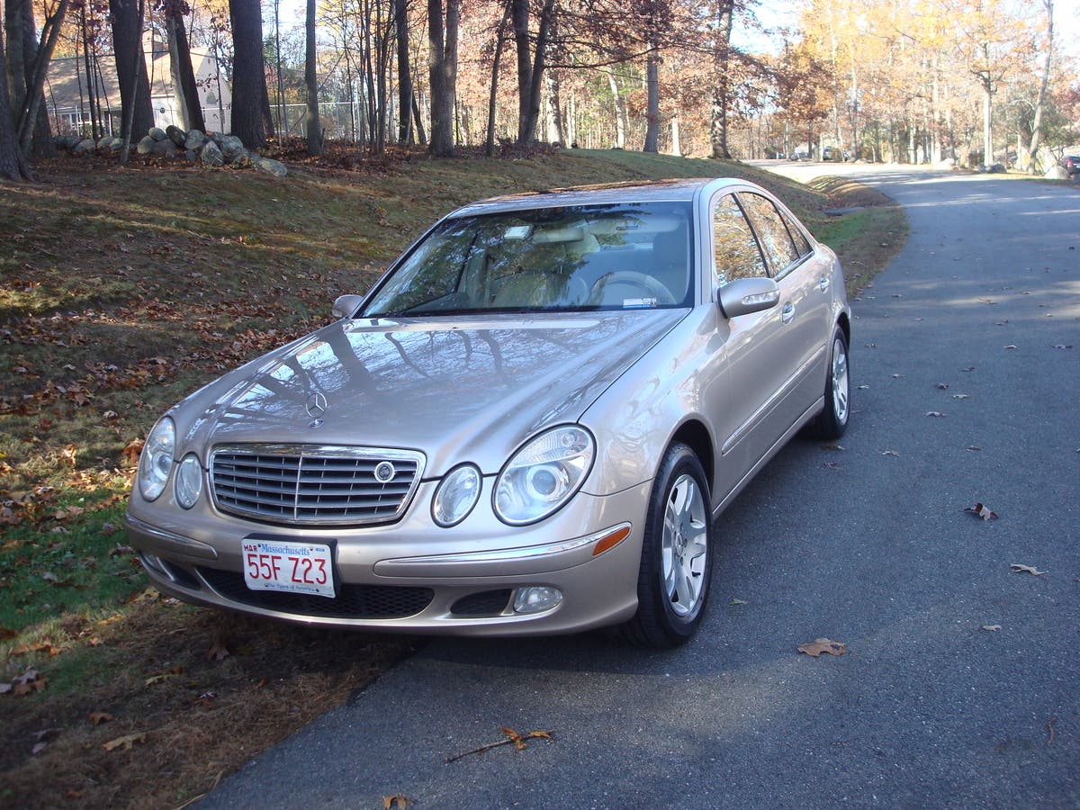 2004 Mercedes E320 4Matic EXCELLENT CONDITION Westford, MA Patch