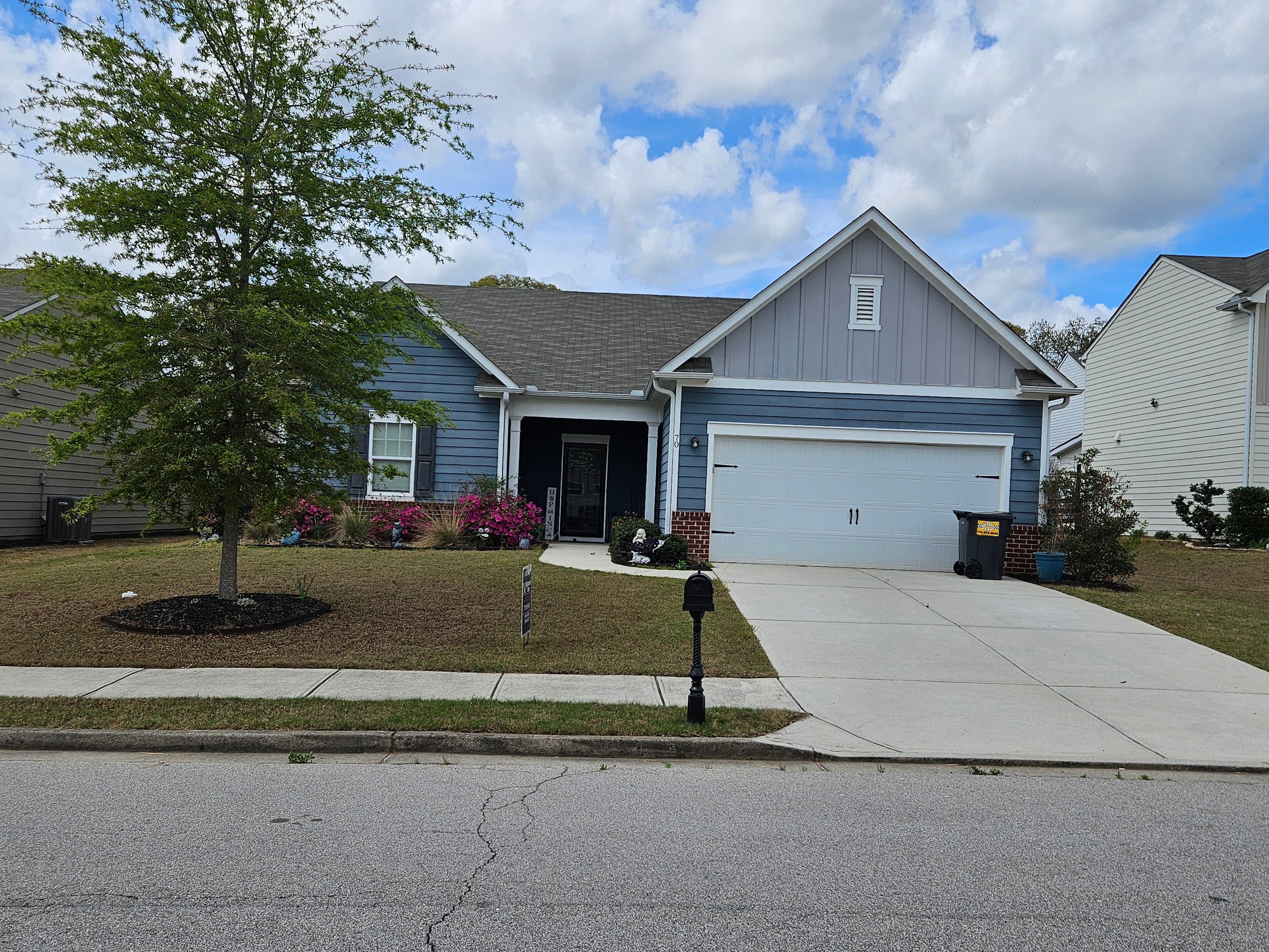 70 Cottontail Ln 
