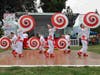 Following the morning parade, Tai Ji Men wasted no time in heading to the Fourth of July Carnival hosted by the City of Rosemead to deliver a series of uplifting cultural performances.
