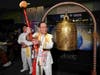 Dr. Hong rang the Bell of World Peace and Love nine times, wishing for humanity to act with transparency, integrity, and conscience, for genuine love and hope to guide action, and for all creatures to live peacefully.