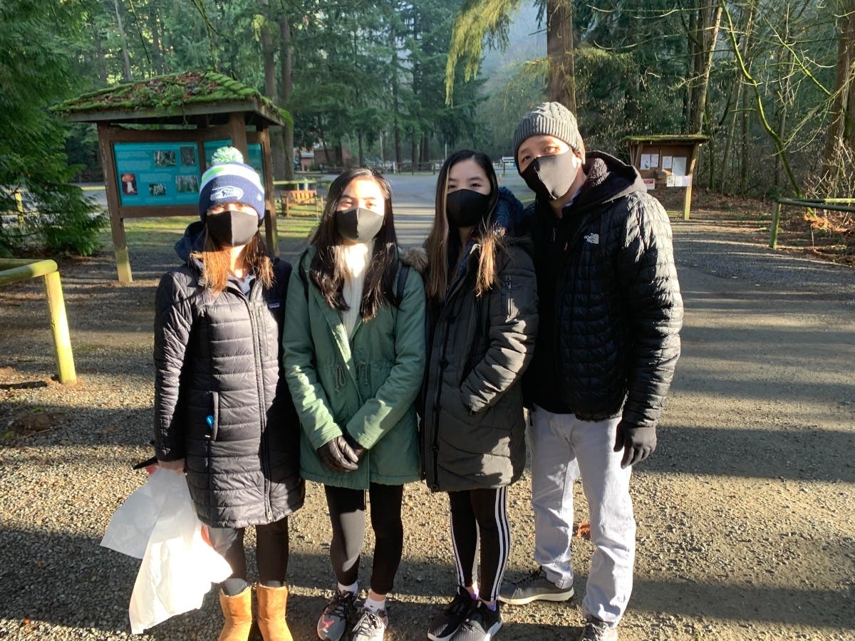 Dinh Family volunteered to pick up trash along the Raven Trail