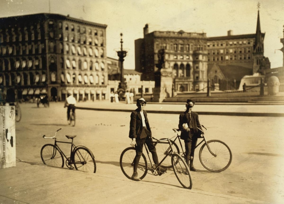 News small post card thumbnail