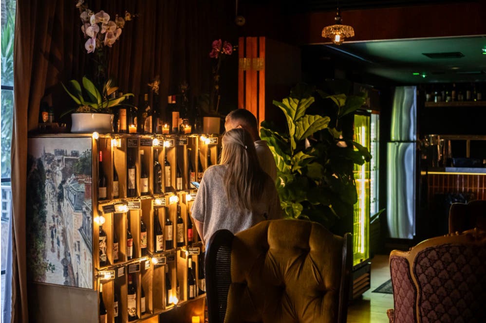 Free Wine Tasting at Magie Wine Bar | July 24 | 6–8 p.m Coconut Grove