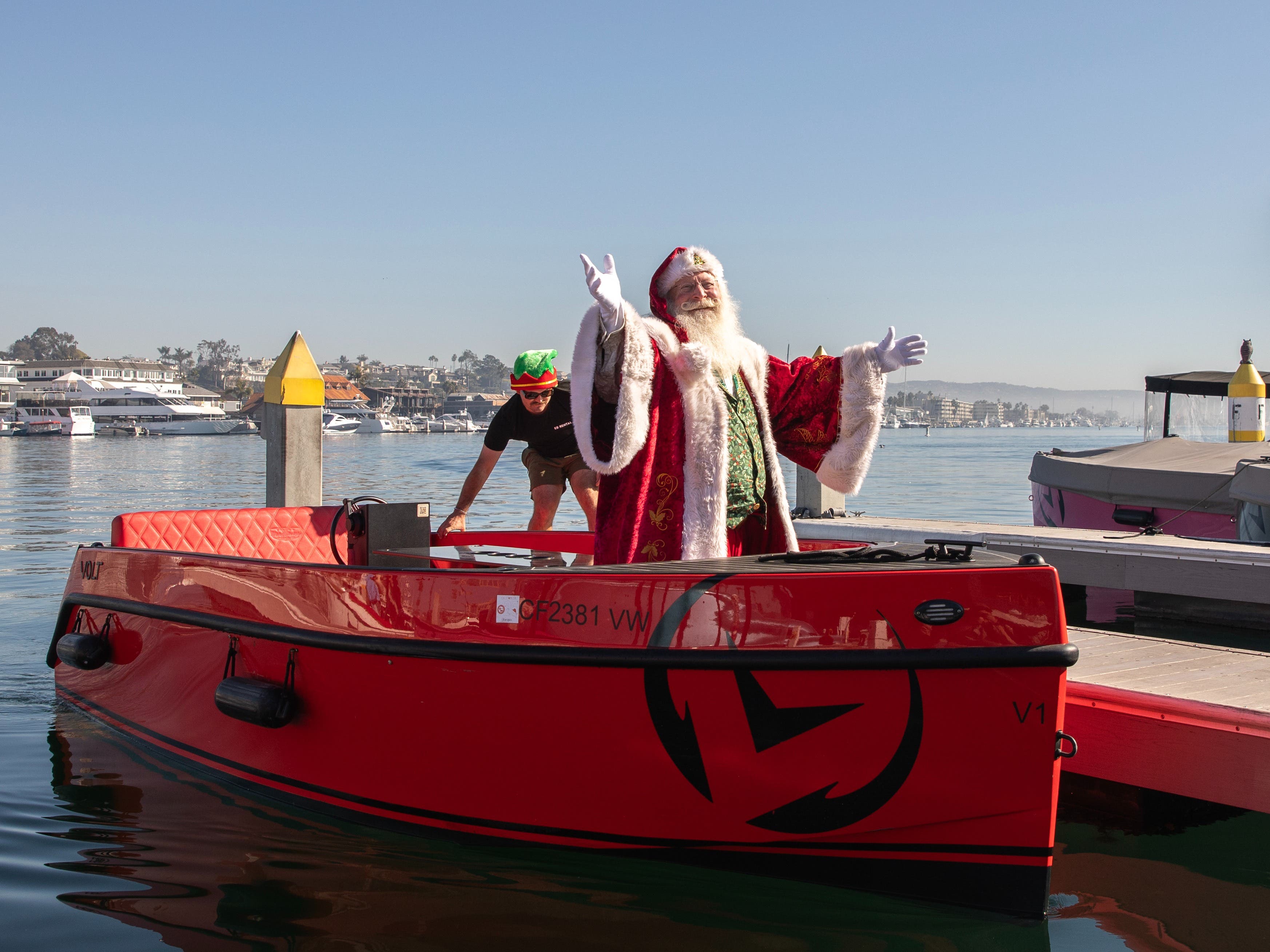 Santa's Arrival Celebration at Lido Marina Village