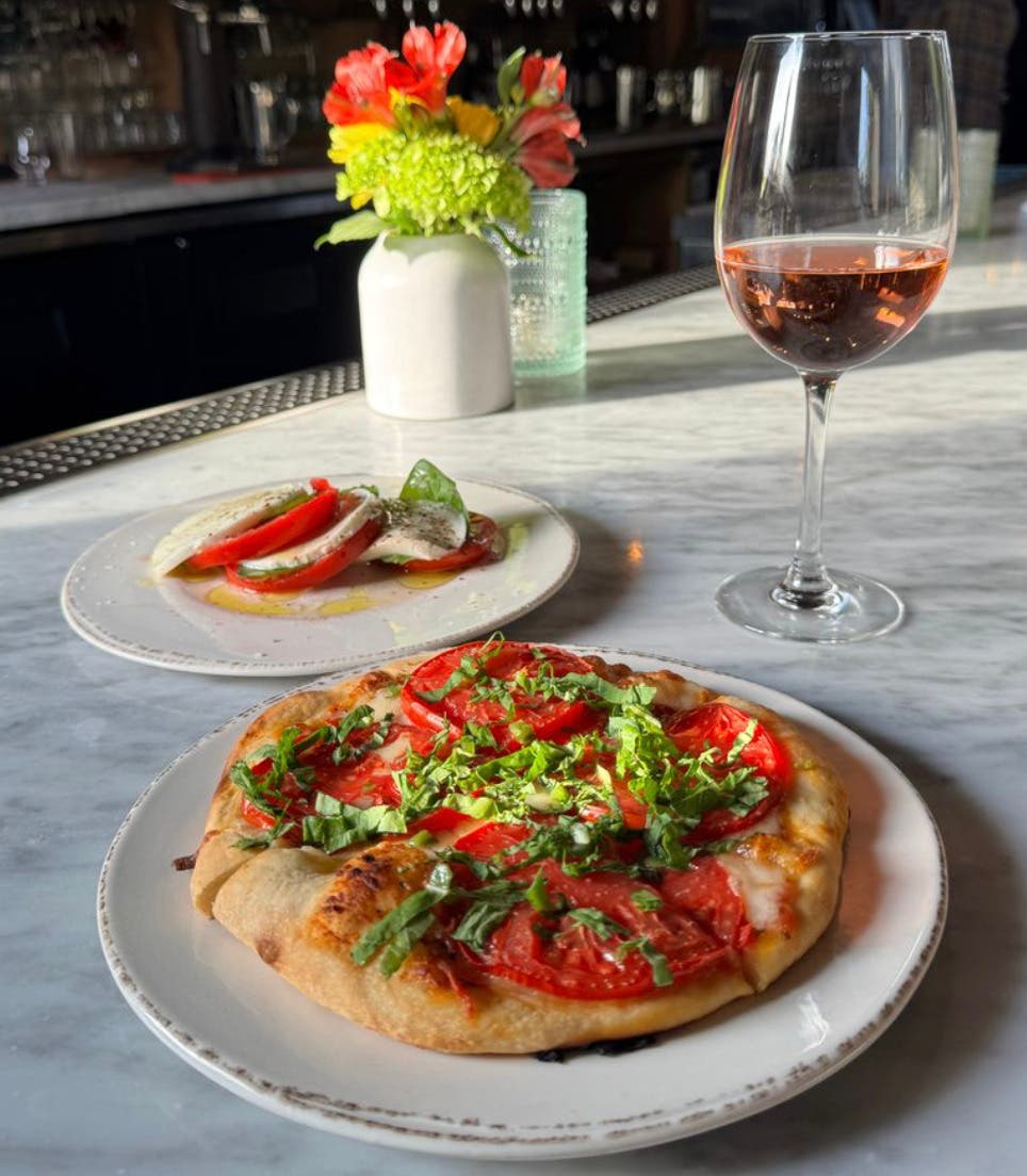 Rosé International at the Farmhouse Bar
