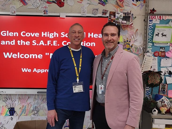 News small post card thumbnail