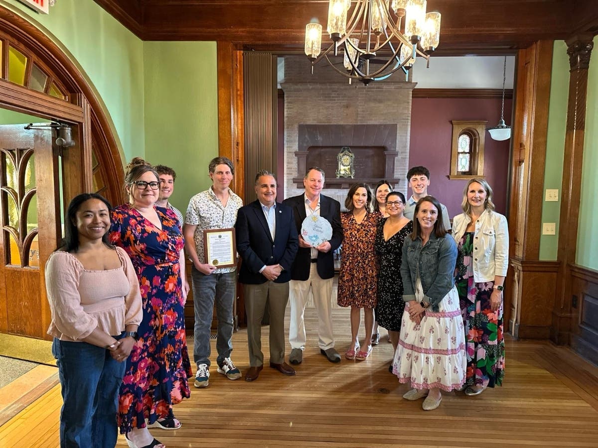 News small post card thumbnail