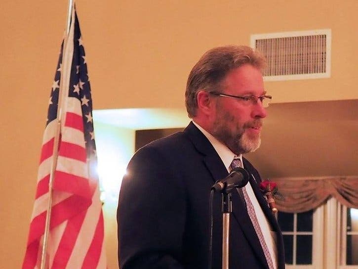 Republican Steve Deuschle has dropped out of the race for first selectman​