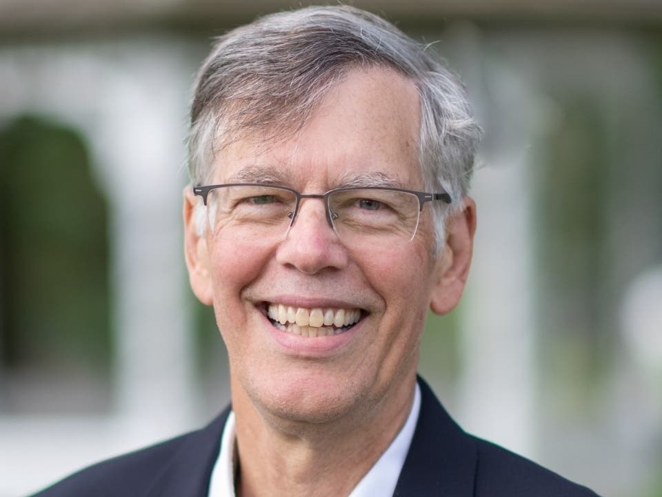 Jeff Farr is running for re-election to the Board of Finance. 