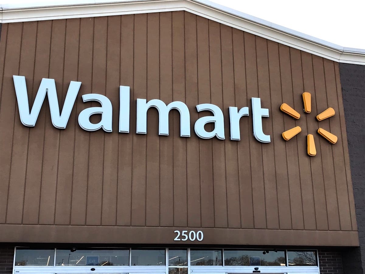Walmart announced plans Monday to cut prices on clothing.