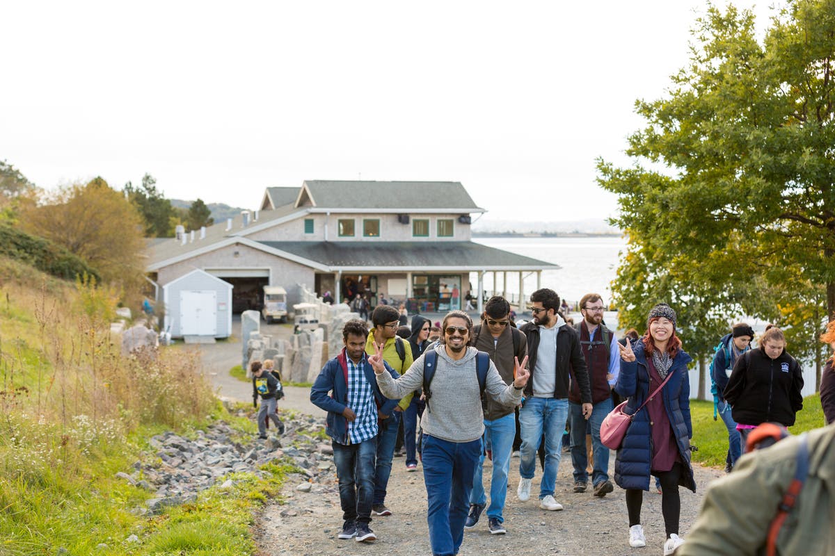 hikers to North Drumlin Spectacle Island