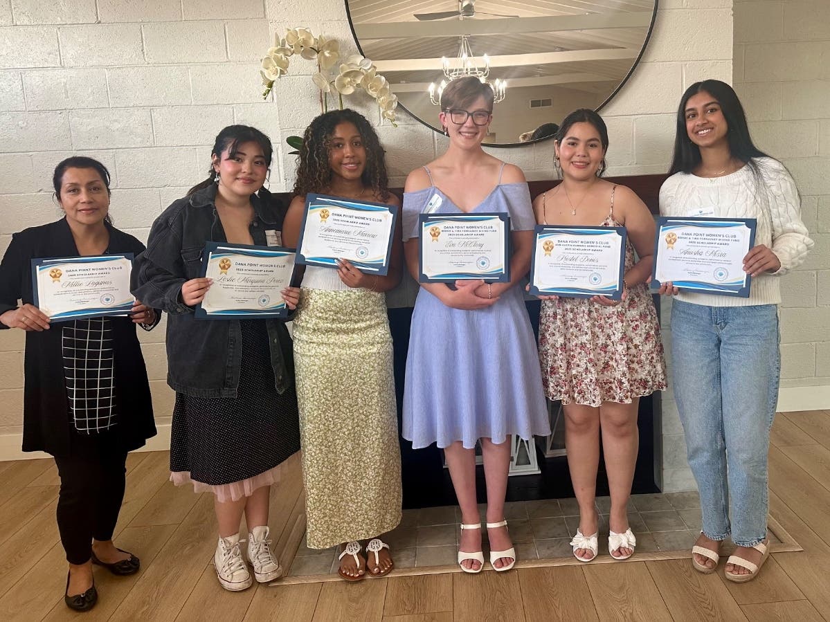 Scholarship recipients from left, Millie Lagunas (represented by her Mom, Karina Lagunas), Leslie Marquina Perez, Annmarie Marrow, Eva McClory, Kristel Donis, and Anusha Misra. 