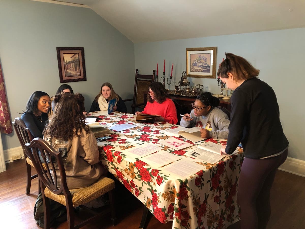 News small post card thumbnail