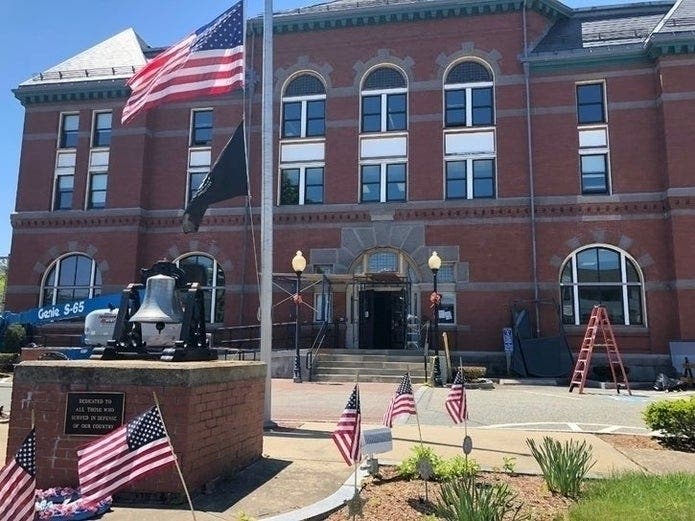 Carrara was a part of a field of three finalists for the position. The other two candidates were  Rogeria Medeiros-Kowalzykowski and David Golden. 

