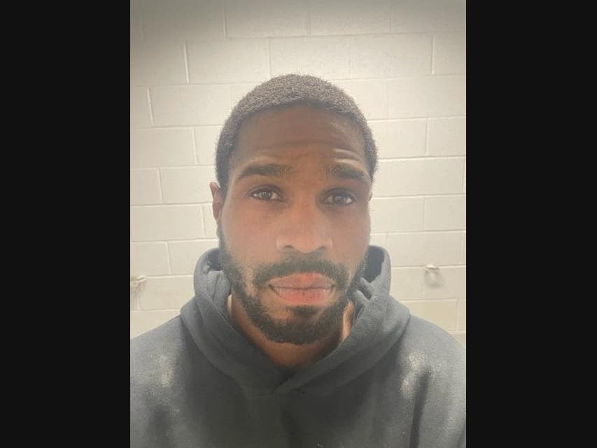 Rhode Island State Police Arrest 2 Providence Men On Gun Charges ...