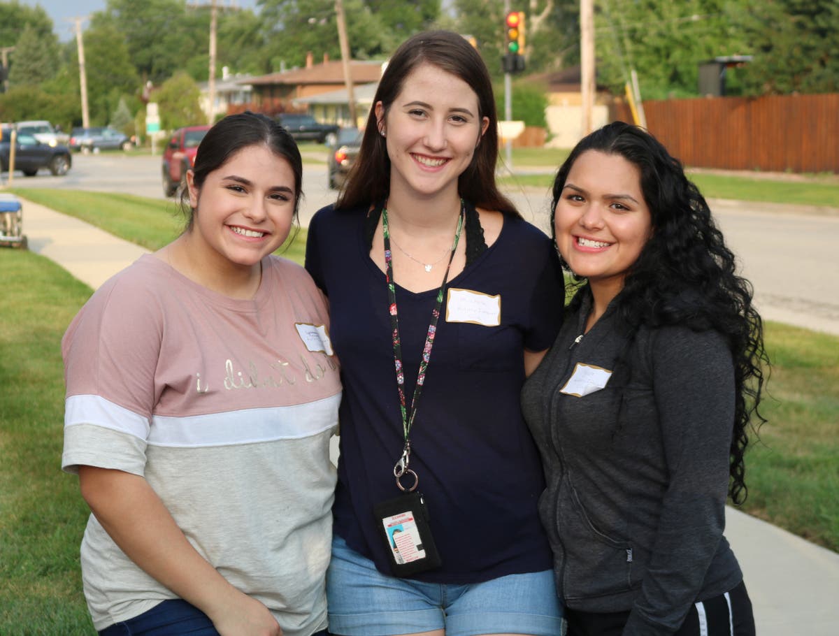 Volunteers from Oak Forest High School, (L to R) Reneen Allen, Michelle Madej and Yosra Abdulwahid
