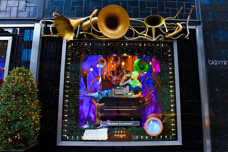 Photos: See The Most Beautiful Christmas Holiday Windows in NYC | New ...