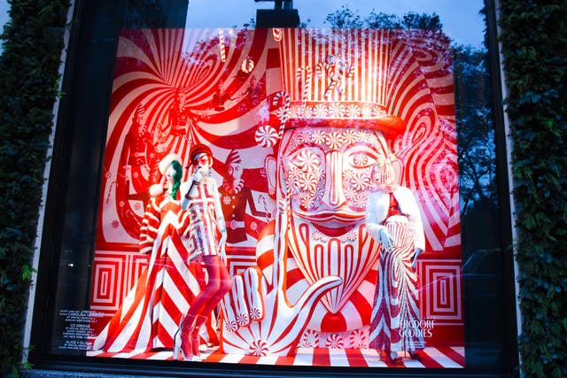 Photos: See The Most Beautiful Christmas Holiday Windows in NYC | New ...