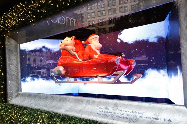 Photos: See The Most Beautiful Christmas Holiday Windows in NYC | New ...