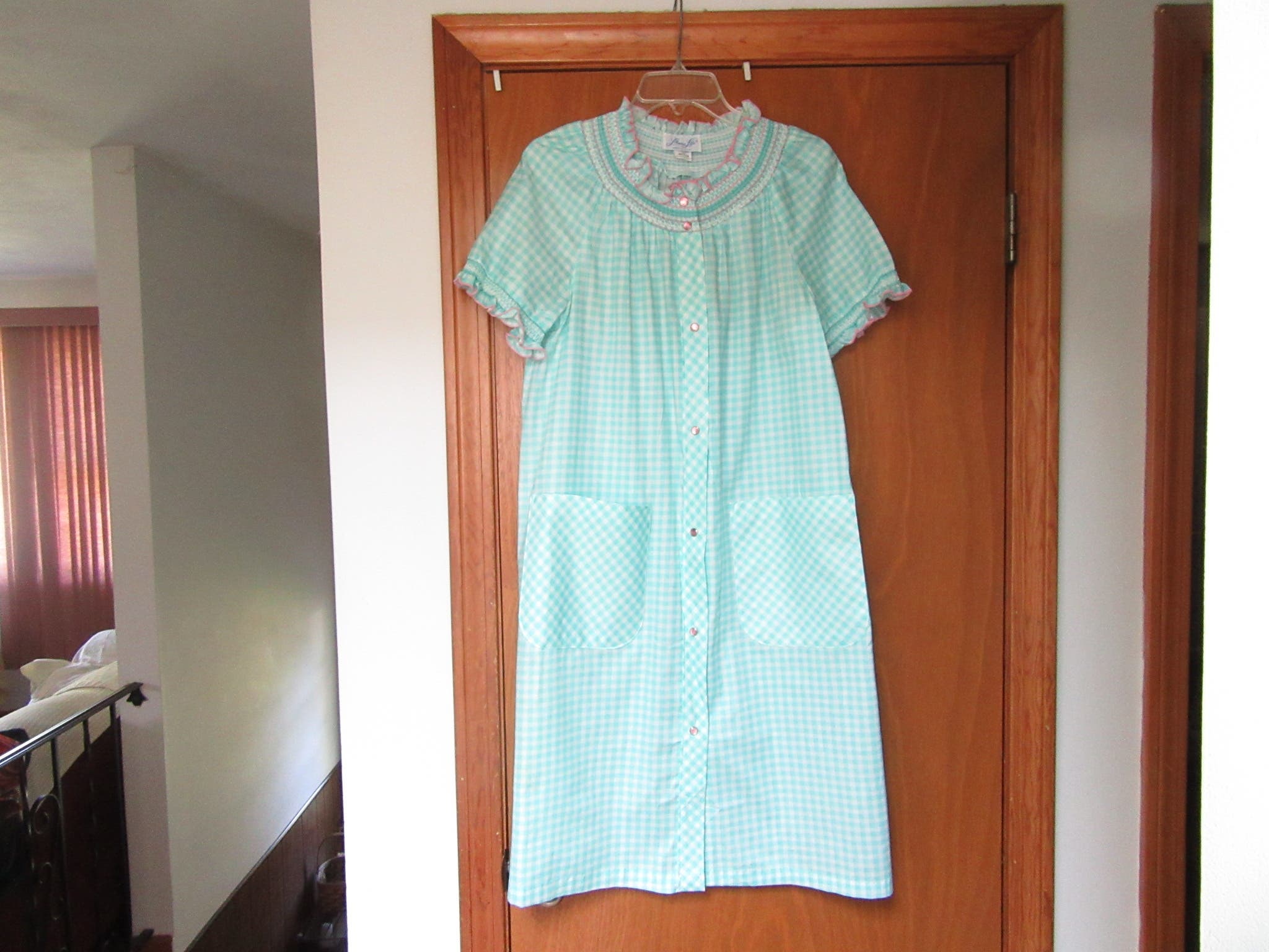 **Mom gift idea**  size medium ladies housecoat