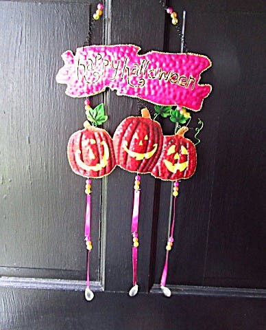 vintage hanging Halloween sign