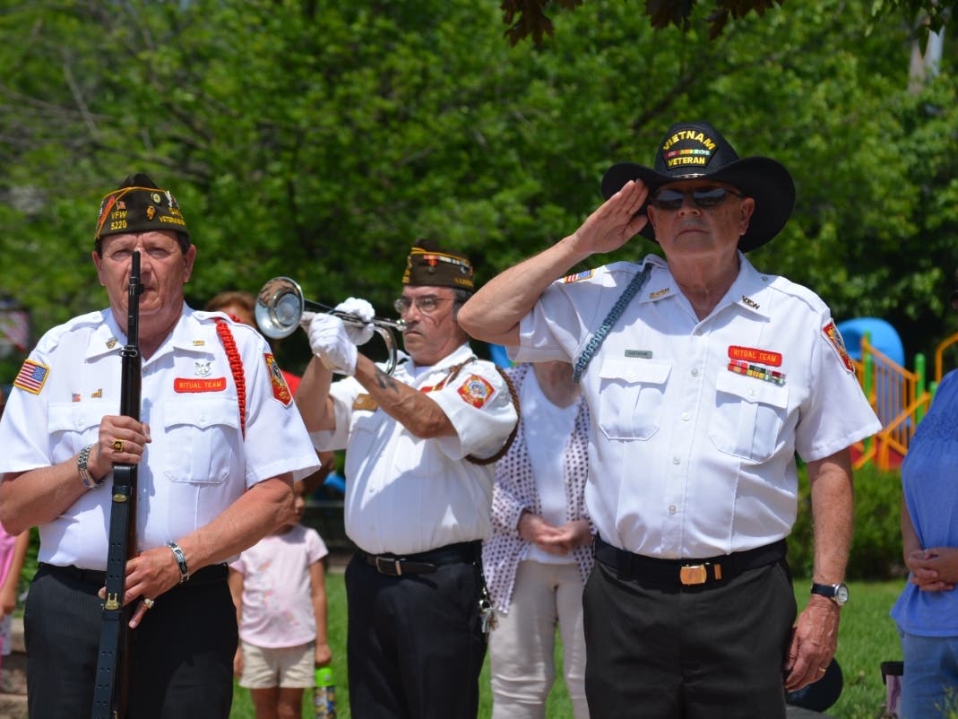 Oak Lawn Remembers the Fallen on Memorial Day | Oak Lawn, IL Patch