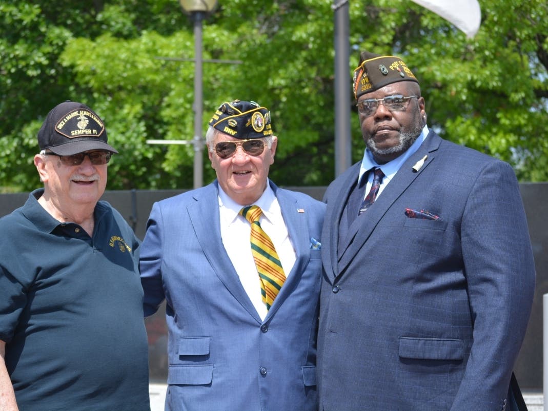 Oak Lawn Remembers the Fallen on Memorial Day | Oak Lawn, IL Patch