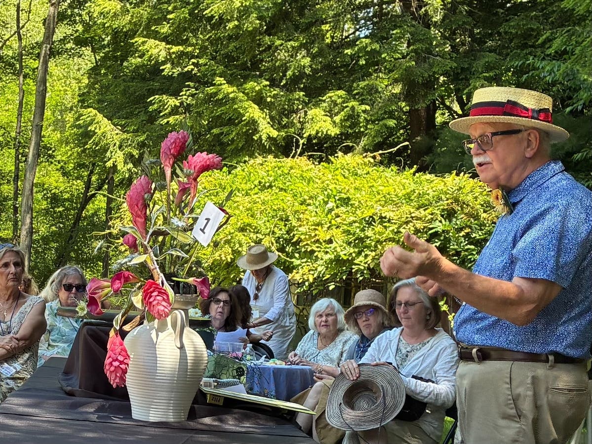 Garden Club of Woodbridge has End of Year Meeting/Luncheon