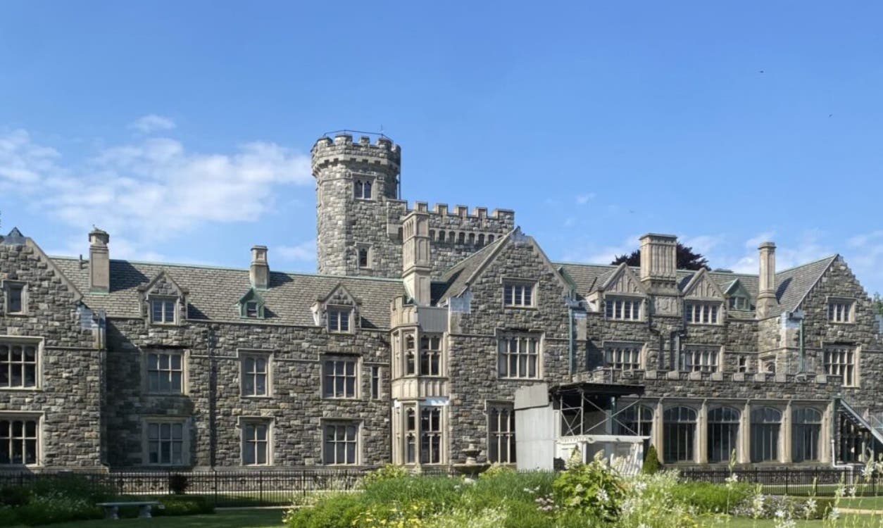 Hempstead House Tours at Sands Point Preserve