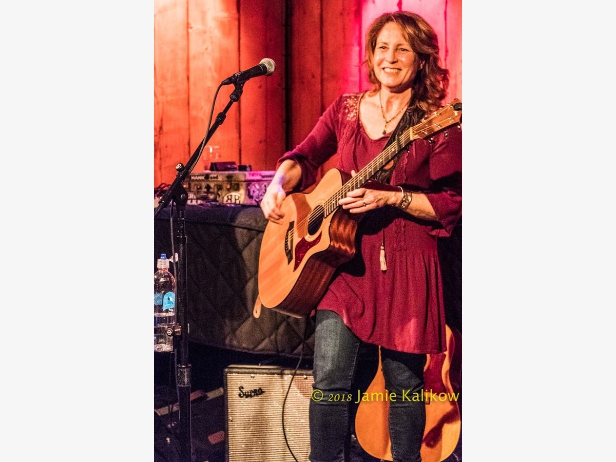 Meghan Cary To Perform At Two-Way Street