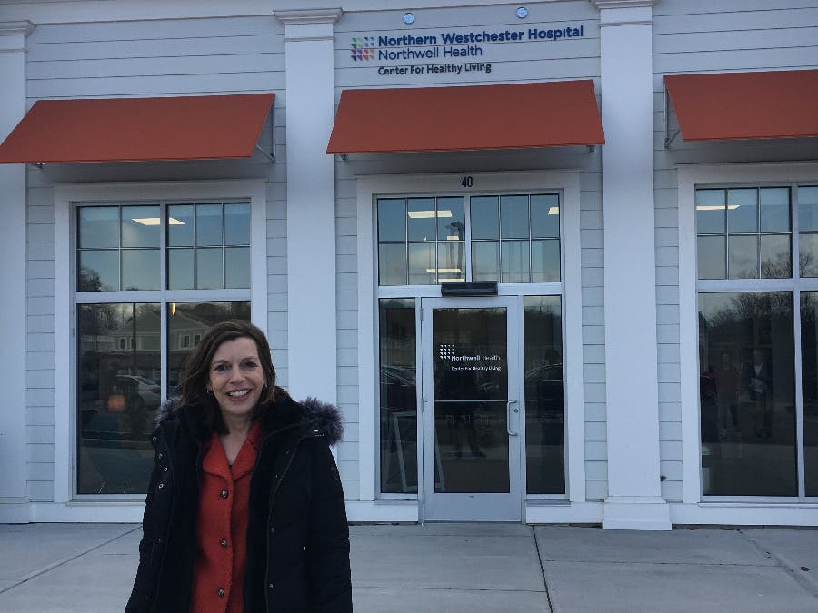 Evelyn Farkas visits Northern Westchester Hospital's Center for Healthy Living at Chappaqua Crossing 