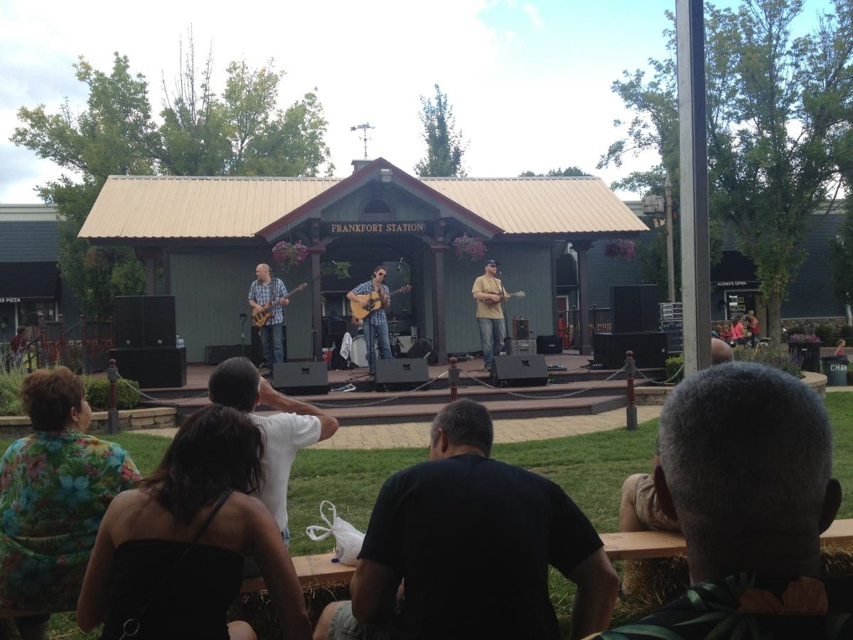 Fans arrived early and stayed late.