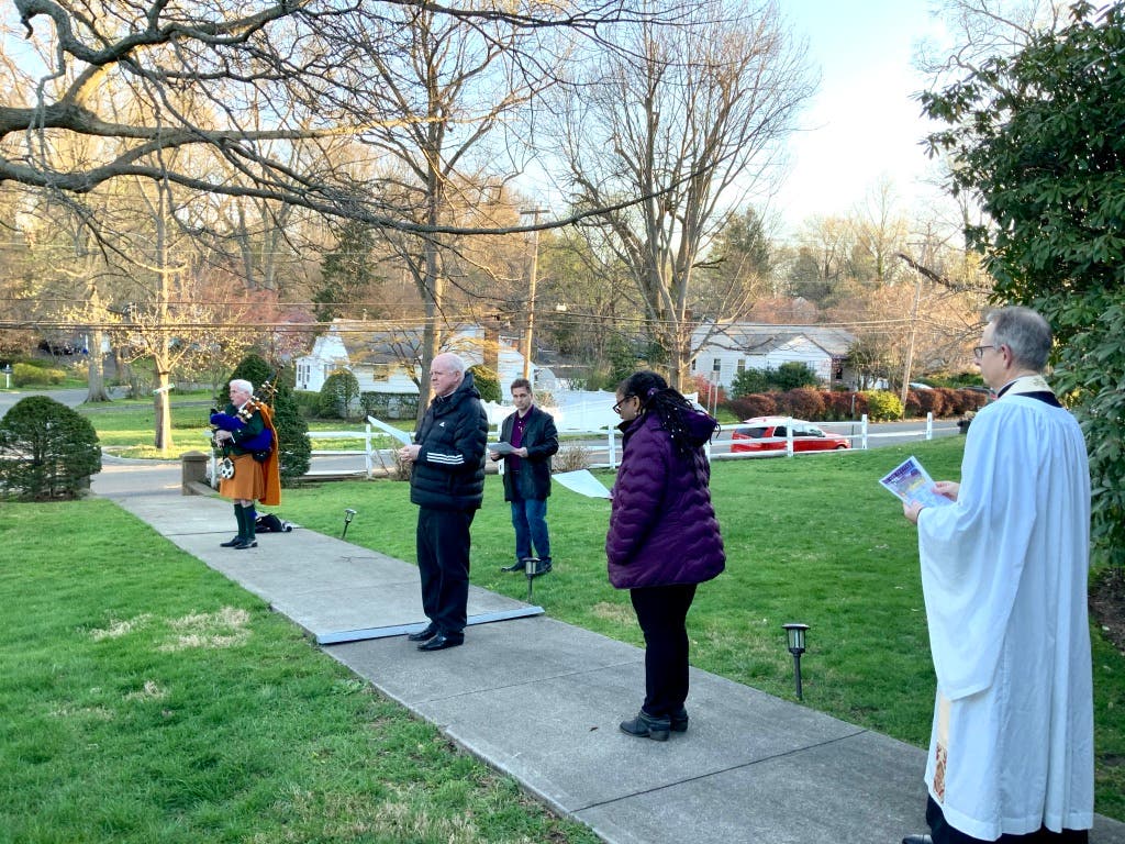 Gathered to begin service - Easter Dawn Glen Cove