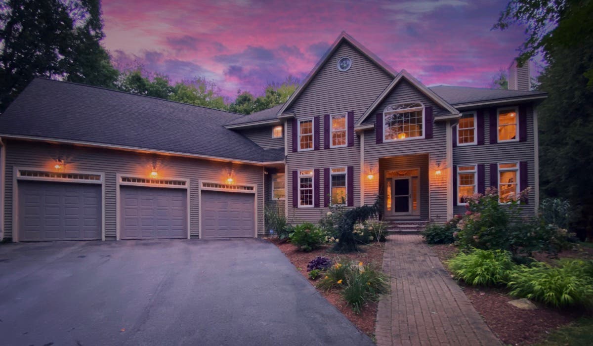 OPEN HOUSE Sunday, 9/20 11AM1PM 2 Monticello Dr, Amherst NH Nashua