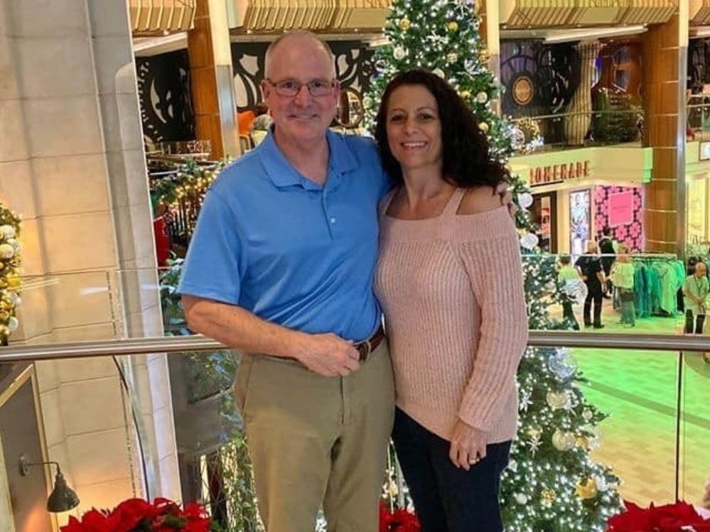 Donations are pouring in for a Gaithersburg couple injured in New Zealand's volcanic eruption on Dec. 9.