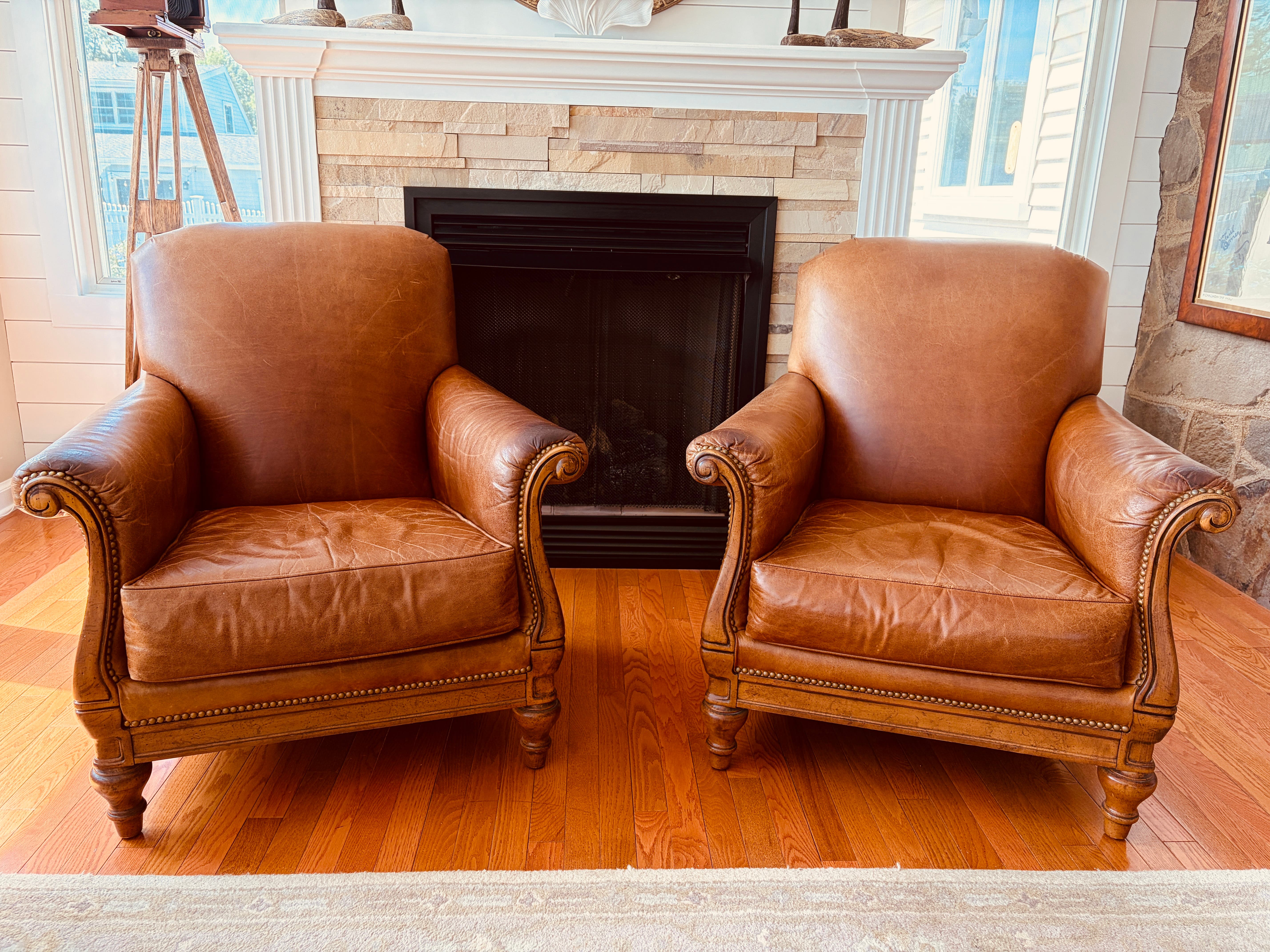 Pair of Elegant Thomasville Brown Leather Armchairs