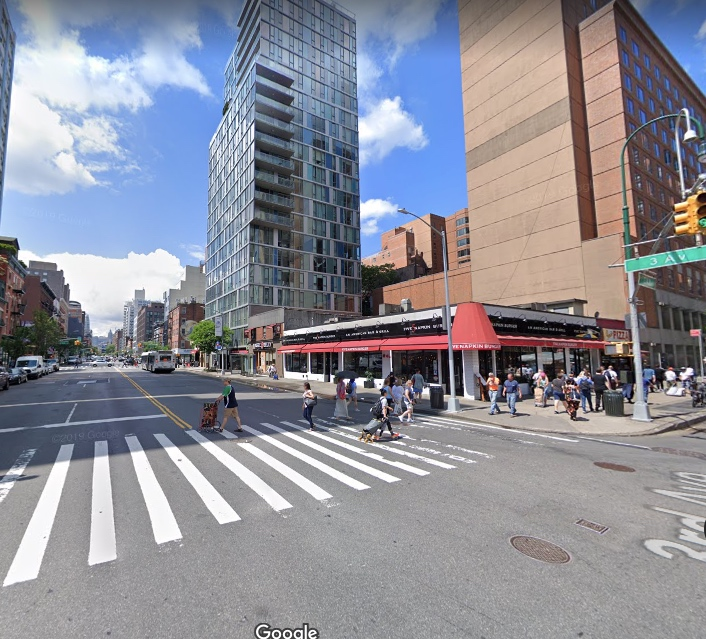 A dozen residents and activists blasted a new special hotel permit requirement they say would make way for high-rise offices near Union Sq.