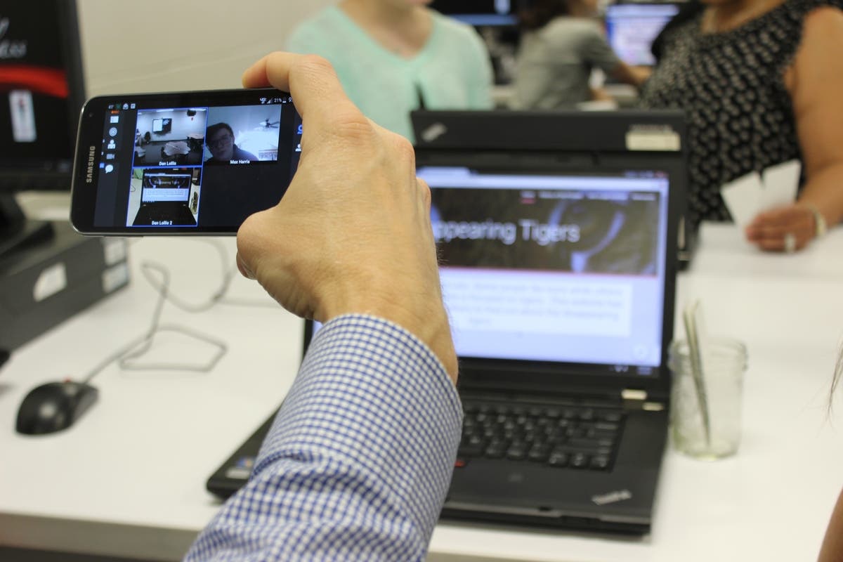 News small post card thumbnail