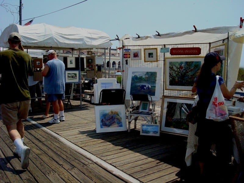 News small post card thumbnail