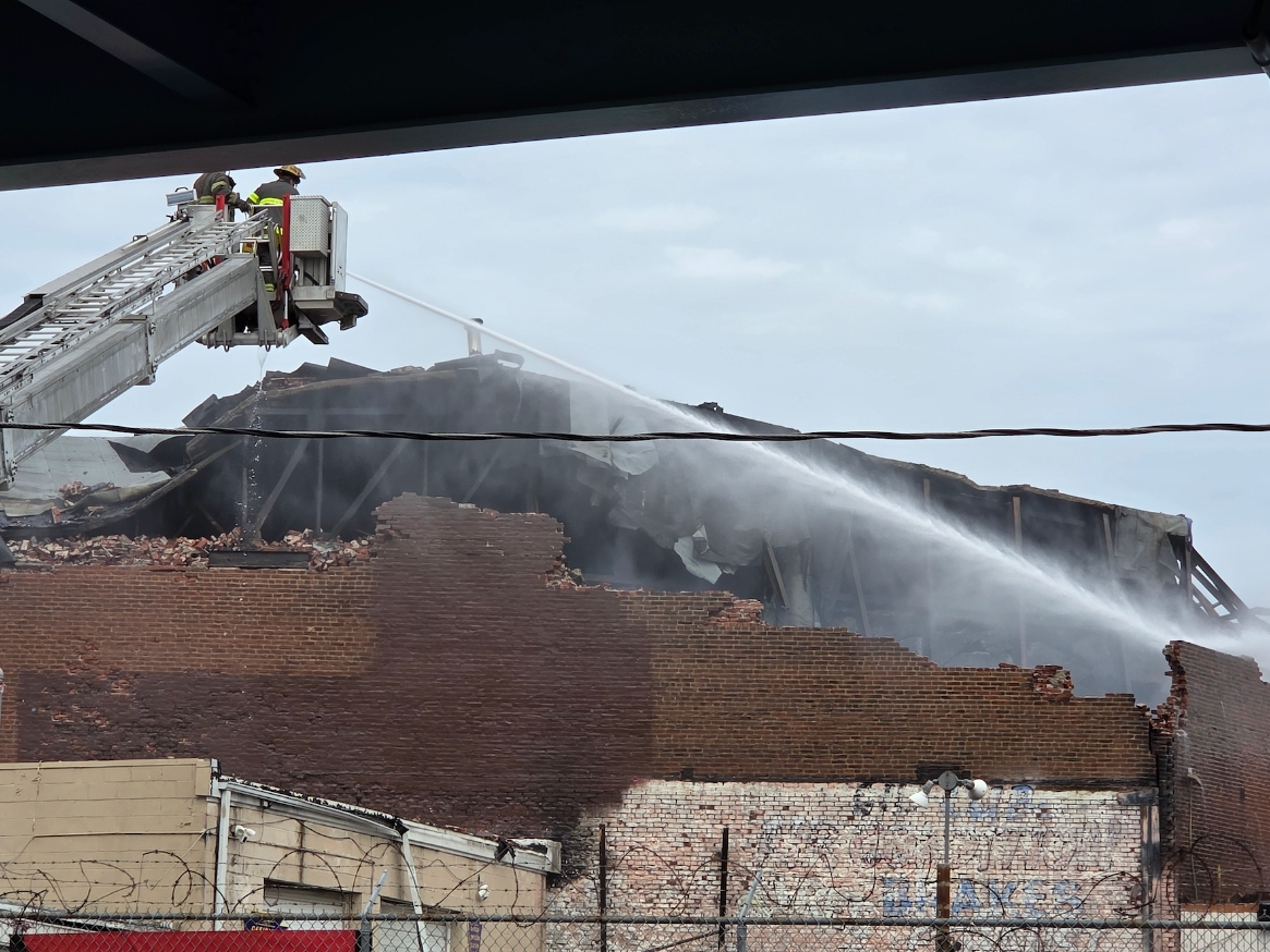 Massive Building Fire In Philadelphia Fills Sky With Smoke ...
