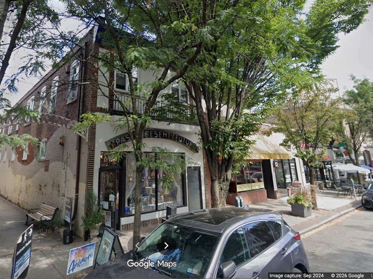 Past*Present*Future, an Ardmore gift shop with artistic flair, will close after a half-century in business.